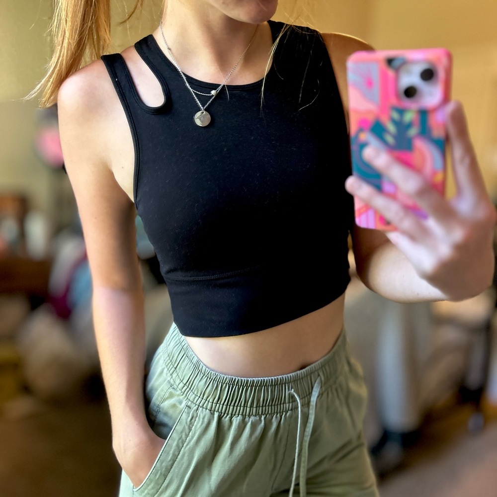 Black tank size S , brand Nine West